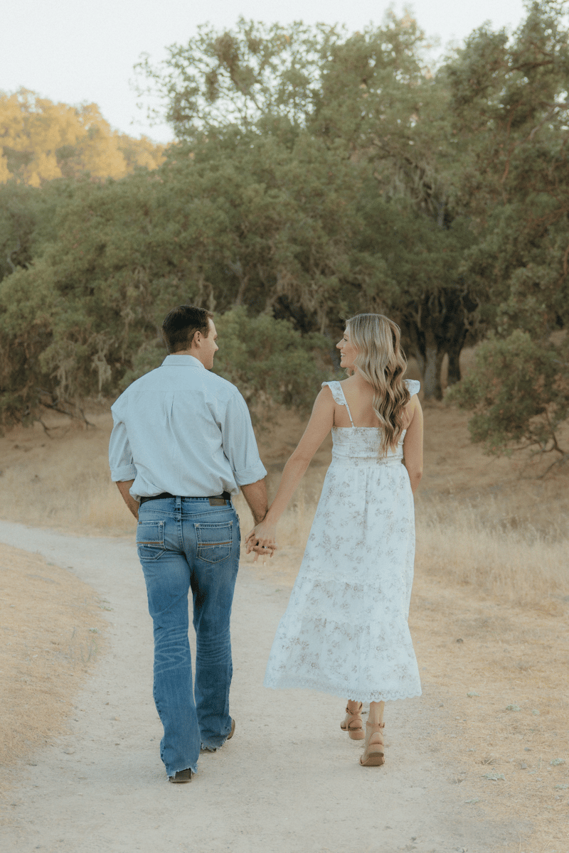 Couples photography by Capture Connect Photography